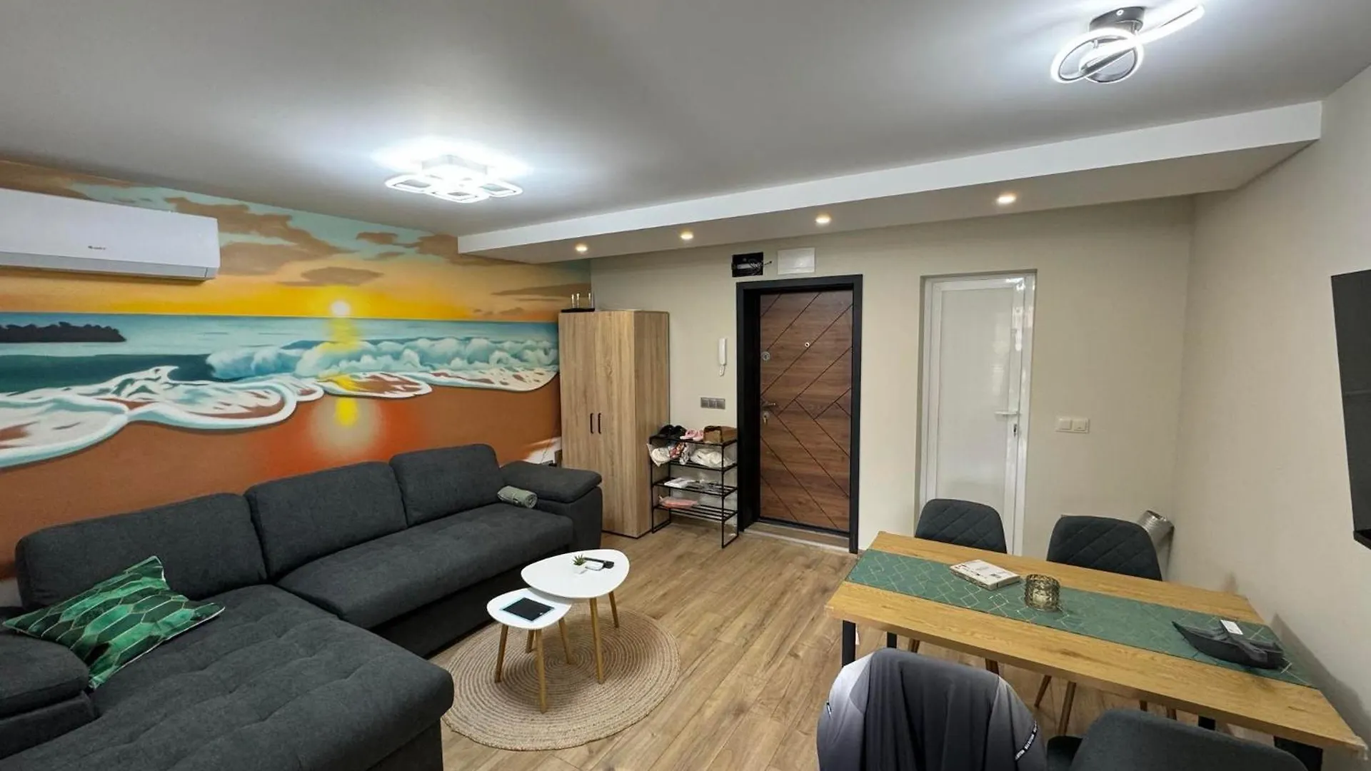 Sea Treasure Apartment Varna